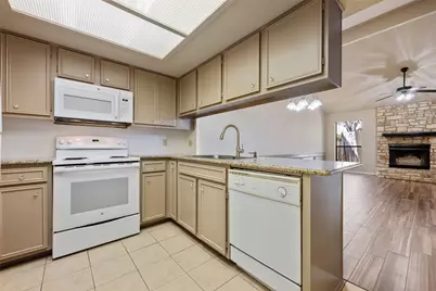 253 Mooring Circle #B, Lakeway, TX 78734 - Photo 16