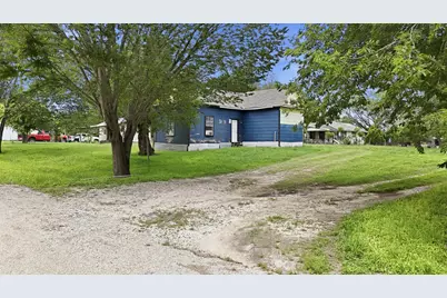148 Brenham Street, McDade, TX 78650 - Photo 34