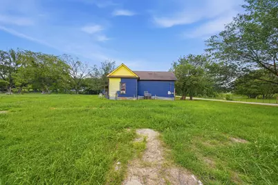 148 Brenham Street, McDade, TX 78650 - Photo 24