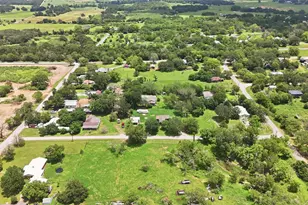 148 Brenham St, McDade, TX 78650 - Photo 8