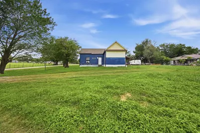 148 Brenham Street, McDade, TX 78650 - Photo 14