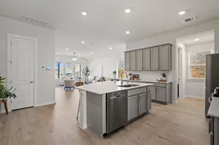 416 Deerpath St, Leander, TX 78641 - Photo 4