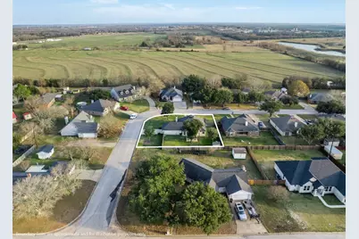 813 Woodson Drive, Caldwell, TX 77836 - Photo 34