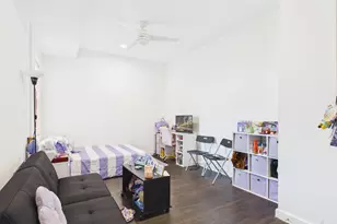 1010 W 26th St, Austin, TX 78705 - Photo 4