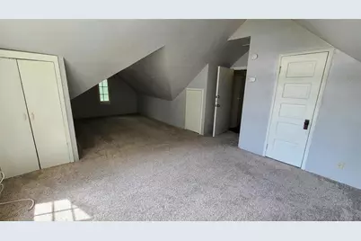 1913 Robbins Place #B, Austin, TX 78705 - Photo 4