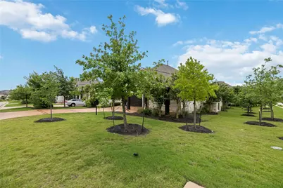 401 Sitlington Lane, Austin, TX 78738 - Photo 2