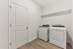 102 Holmby Dr, Hutto, TX 78634 - Photo 18