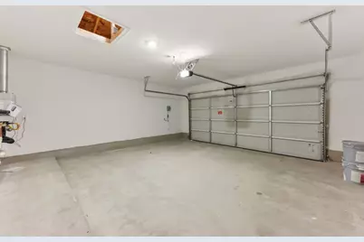 102 Holmby Drive, Hutto, TX 78634 - Photo 30