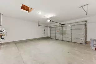 102 Holmby Dr, Hutto, TX 78634 - Photo 30