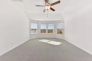 102 Holmby Dr, Hutto, TX 78634 - Photo 26