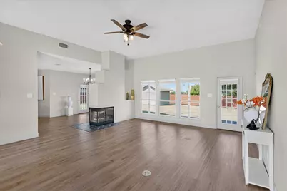 80 Family Circle, Hutto, TX 78634 - Photo 4