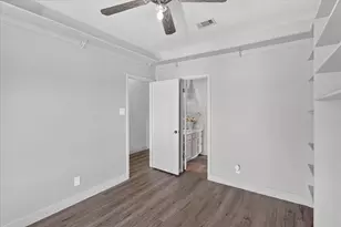 80 Family Cir, Hutto, TX 78634 - Photo 26