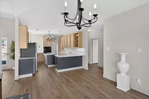 80 Family Cir, Hutto, TX 78634 - Photo 8