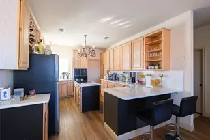 80 Family Cir, Hutto, TX 78634 - Photo 12