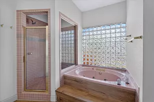 80 Family Cir, Hutto, TX 78634 - Photo 24