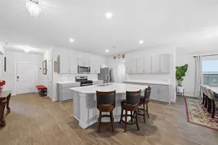 318 Merriman Rd, San Marcos, TX 78666 - Photo 4