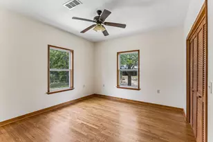 1811 W Old Lockhart Rd, West Point, TX 78963 - Photo 10