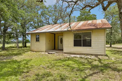 1811 W Old Lockhart Road, West Point, TX 78963 - Photo 28