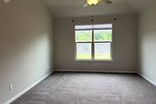 228 Castlefields St, Hutto, TX 78634 - Photo 12