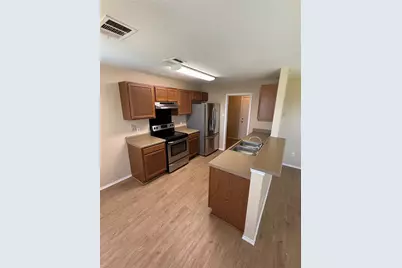 225 Hyltin Street, Hutto, TX 78634 - Photo 12