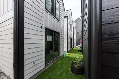 605 E 55th Street #3, Austin, TX 78751 - Photo 8