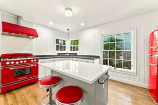 811 E 45th St, Austin, TX 78751 - Photo 18