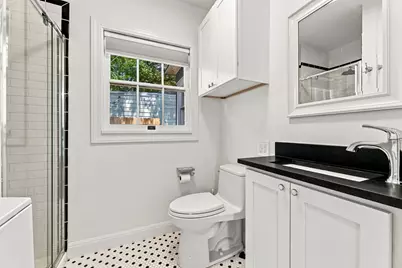 811 E 45th Street, Austin, TX 78751 - Photo 22