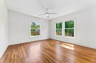 811 E 45th St, Austin, TX 78751 - Photo 14