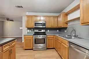 2907 Kestrel Dr, Austin, TX 78745 - Photo 14