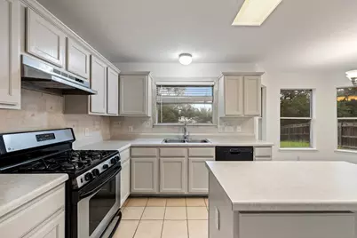 4416 Campo Verde Drive, Austin, TX 78749 - Photo 12
