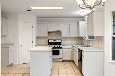 4416 Campo Verde Drive, Austin, TX 78749 - Photo 12