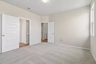370 Golden Paint Trl, Liberty Hill, TX 78642 - Photo 16