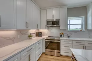 224 Blackbuck Rdg Dr, Lampasas, TX 76550 - Photo 12