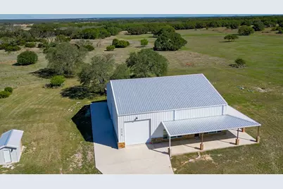 224 Blackbuck Ridge Drive, Lampasas, TX 76550 - Photo 38