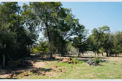 640 County Road 475 Road, Luling, TX 78648 - Photo 16