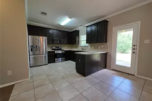 1187 Stone Forest Trail, Round Rock, TX 78681 - Photo 4