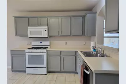 1005 Burgess Drive, Leander, TX 78641 - Photo 8