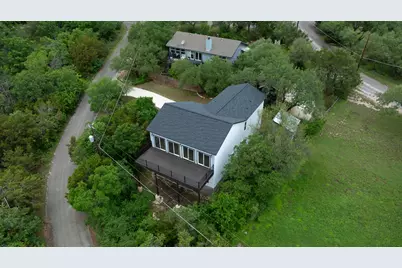 18716 W Lakeview Drive, Jonestown, TX 78645 - Photo 34