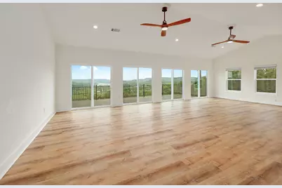18716 W Lakeview Drive, Jonestown, TX 78645 - Photo 6