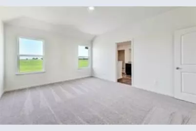 14101 Prospector Way, Elgin, TX 78621 - Photo 6