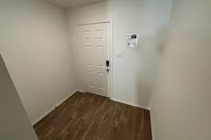 189 Bull Lake Cir, Buda, TX 78610 - Photo 4