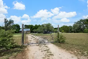 212 County Road 229 Rd, Briggs, TX 78608 - Photo 36