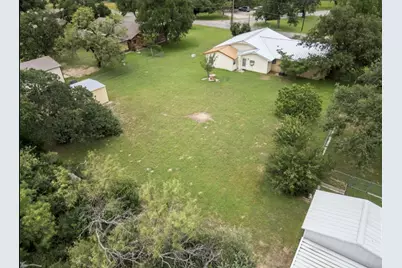 301 Reven Acres Drive, Kingsland, TX 78639 - Photo 4