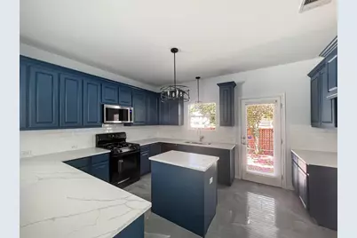 3917 Bronco Bend Loop, Austin, TX 78744 - Photo 8