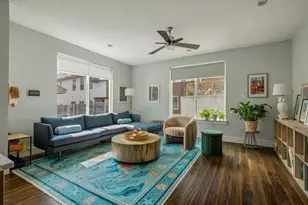 2812 Oak Springs Dr, Austin, TX 78702 - Photo 8