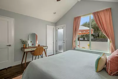 2812 Oak Springs Drive #2, Austin, TX 78702 - Photo 22