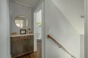 2812 Oak Springs Dr, Austin, TX 78702 - Photo 20