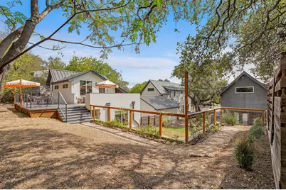 2812 Oak Springs Drive #2, Austin, TX 78702 - Photo 34