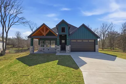 131 E Keomuku Lane, Bastrop, TX 78602 - Photo 1