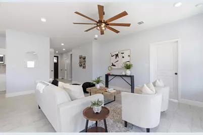 131 E Keomuku Lane, Bastrop, TX 78602 - Photo 4